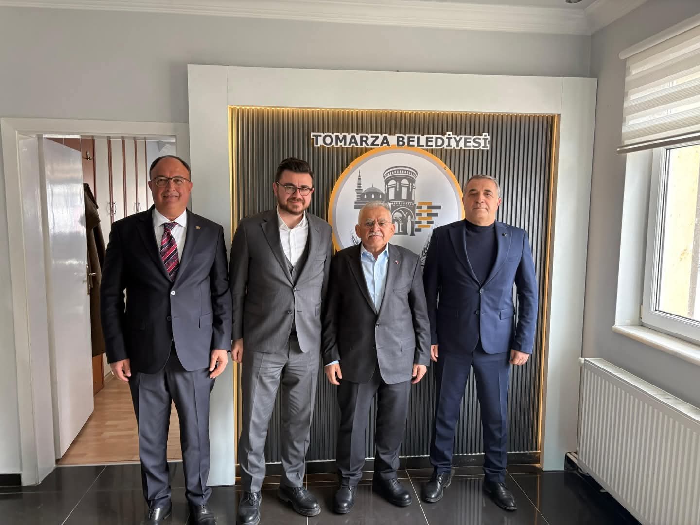 Memduh Büyükkılıç ve Hüseyin Okandan, Osman Koç’u ziyaret etti.