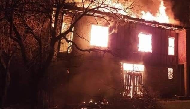 Gazi Mahallesin'de  yangın. 