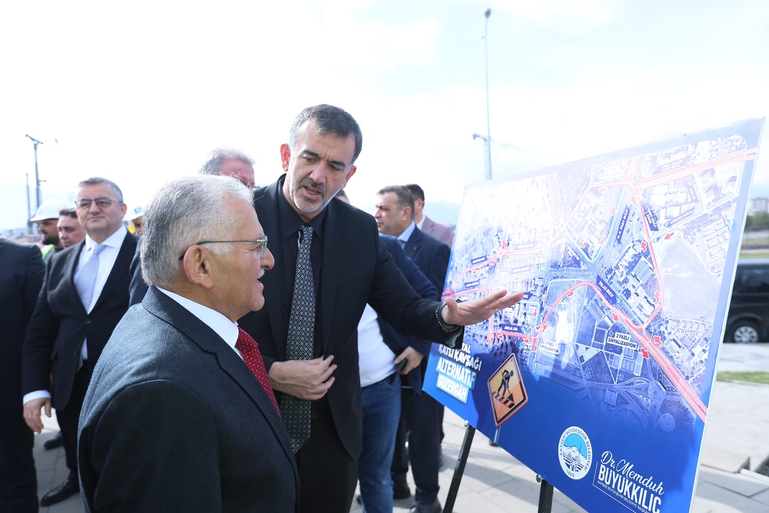 BAŞKAN BÜYÜKKILIÇ AÇIKLADI: KARTAL KAVŞAĞI TRAFİĞE KAPANIYOR